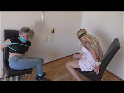 ❤️ Addicció / lligada i amordassada / damisela en angoixa ❌ Vídeo de sexe a nosaltres ️❤