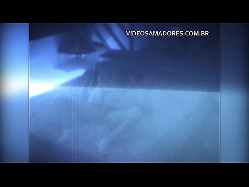 ❤️ El marit filma la dona follant amb el veí i descobreix que és un cornut ❌ Vídeo de sexe a nosaltres ️❤