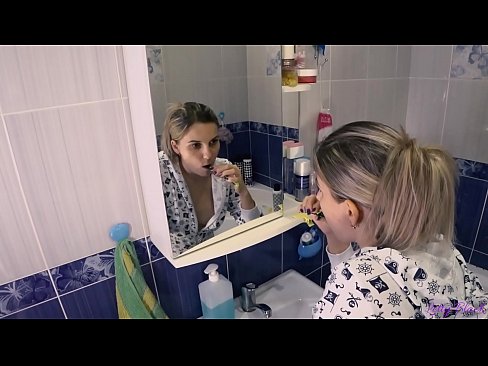 ❤️ Hack amb joves en pijama acaba esperma oral al cul - Letty Black ❌ Vídeo de sexe a nosaltres ️❤